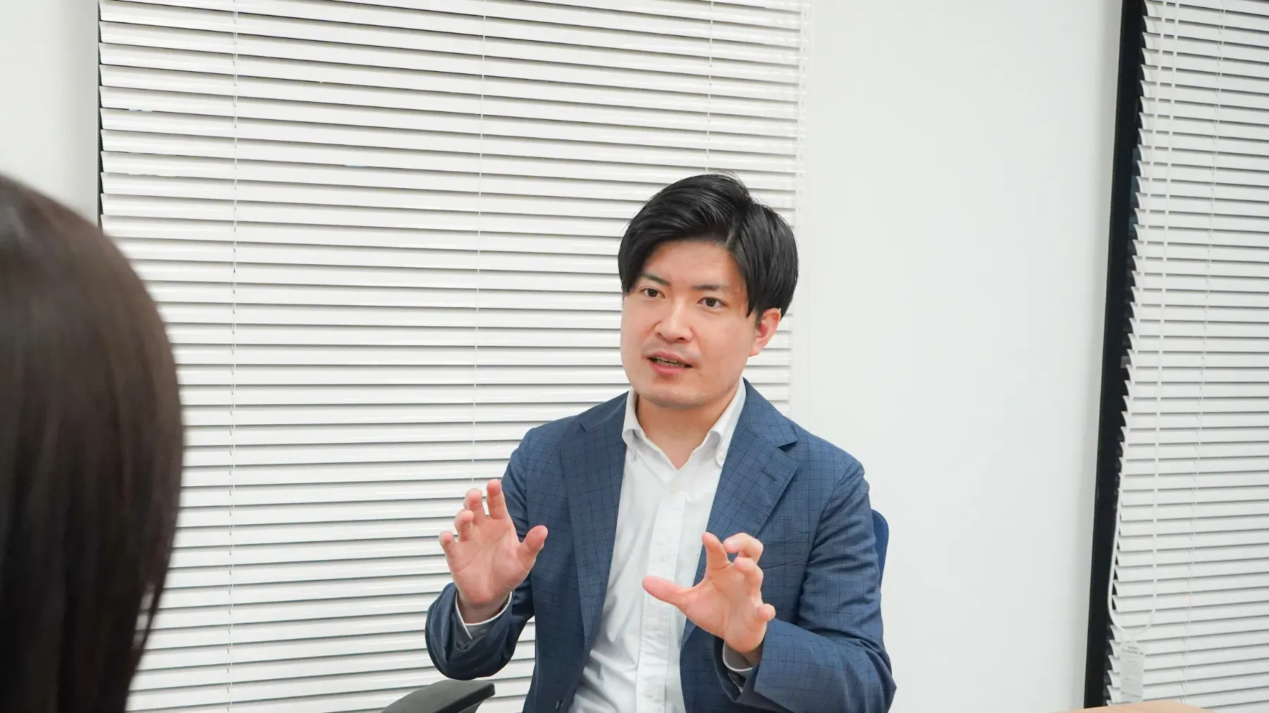 経歴と伊藤忠商事への入社